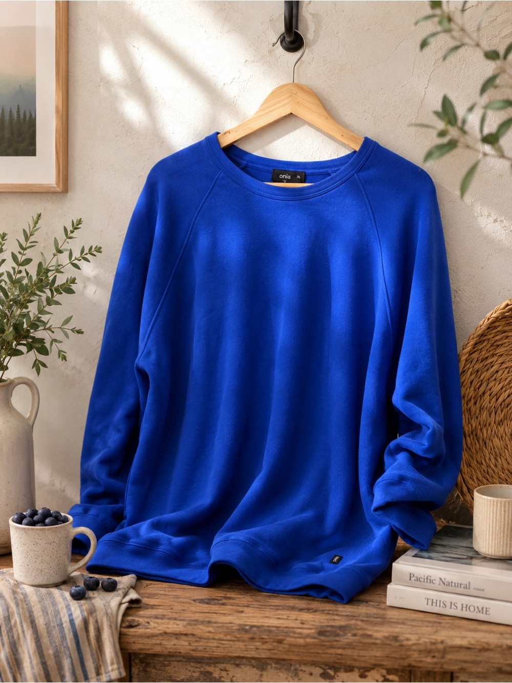 🫐 Onia Women's Crewneck Sweatshirt in Royal Blue XL